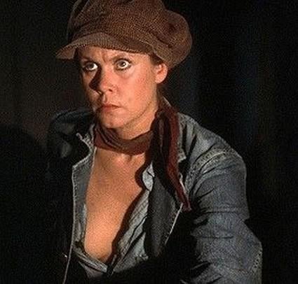 Elizabeth Montgomery 1974 - USLUCK